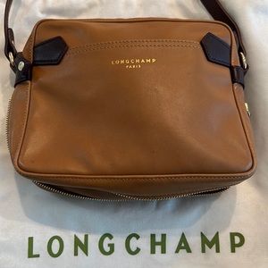 Longchamp Crossbody bag tan and burgundy never worn